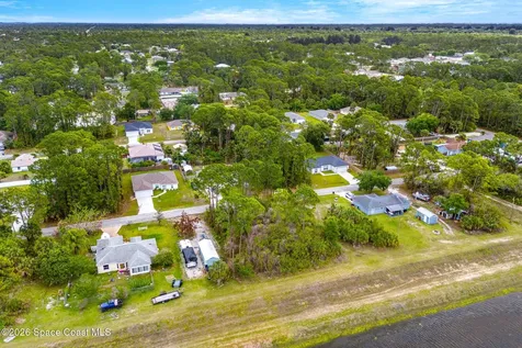 546 Searle Avenue SW Palm Bay FL 32908