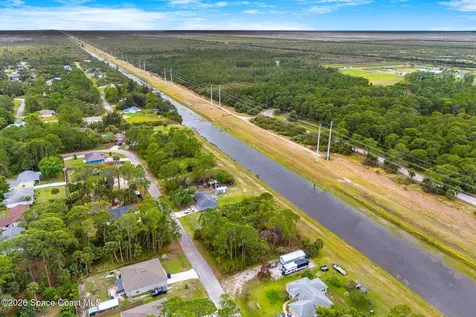 546 Searle Avenue SW Palm Bay FL 32908