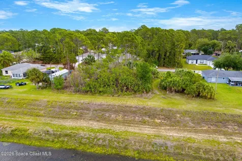 546 Searle Avenue SW Palm Bay FL 32908