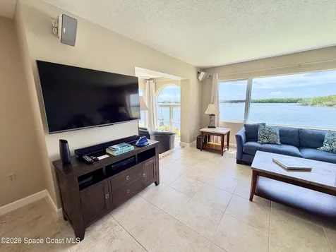 1729 Minutemen Causeway Cocoa Beach FL 32931