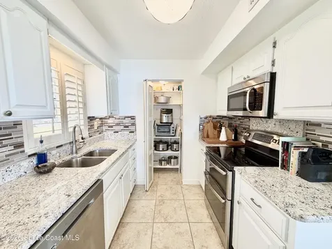 1729 Minutemen Causeway Cocoa Beach FL 32931