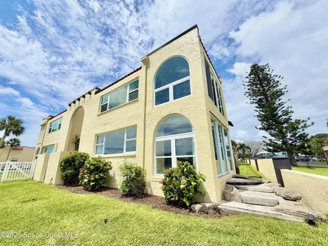 1729 Minutemen Causeway Cocoa Beach FL 32931