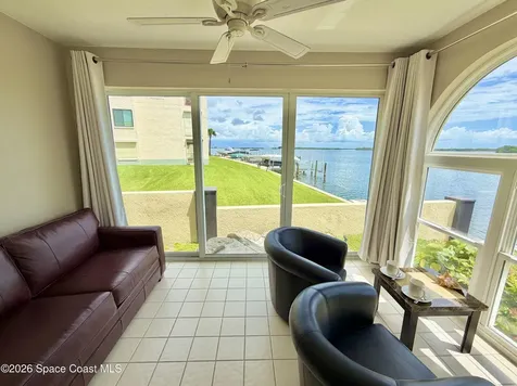 1729 Minutemen Causeway Cocoa Beach FL 32931