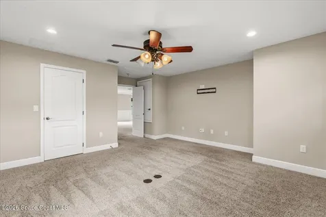 6346 Dallas Boulevard Orlando FL 32833