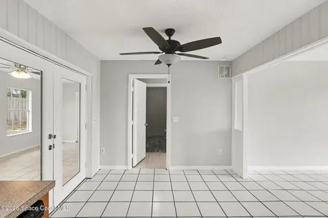 3946 Duck Court Orlando FL 32822