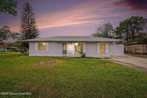 3946 Duck Court Orlando FL 32822