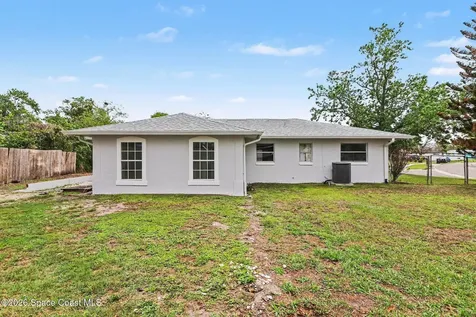 3946 Duck Court Orlando FL 32822