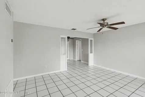 3946 Duck Court Orlando FL 32822