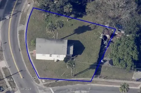 929 S Deleon Avenue Titusville FL 32780