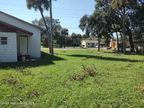 929 S Deleon Avenue Titusville FL 32780