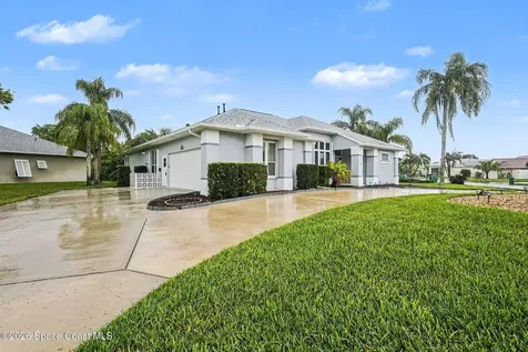 981 Victoria Place Melbourne FL 32940