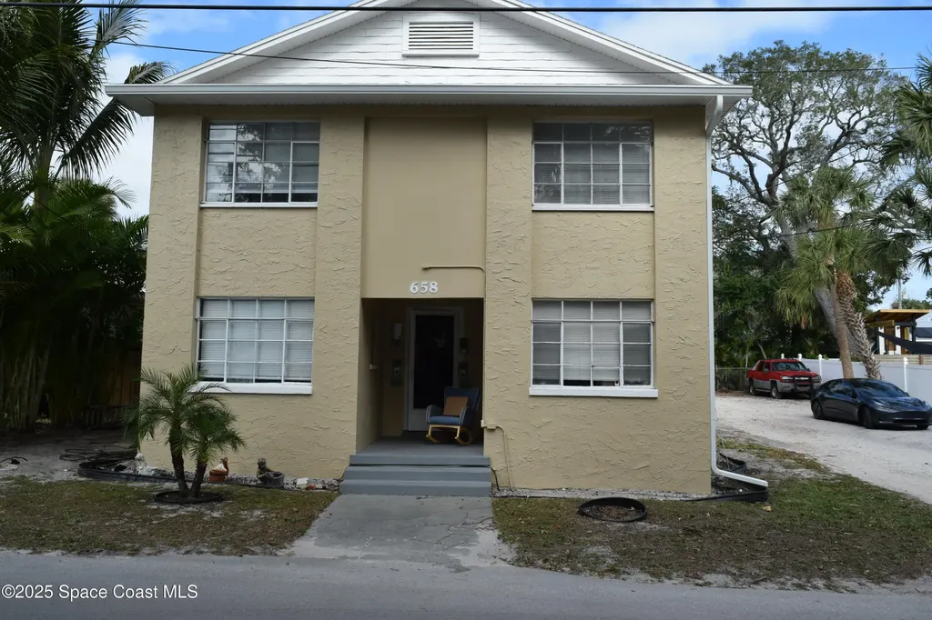 658 Young Street Melbourne FL 32935