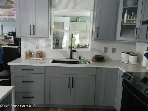 1619 Glencove Avenue NW Palm Bay FL 32907