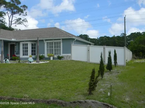 1619 Glencove Avenue NW Palm Bay FL 32907