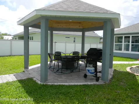 1619 Glencove Avenue NW Palm Bay FL 32907