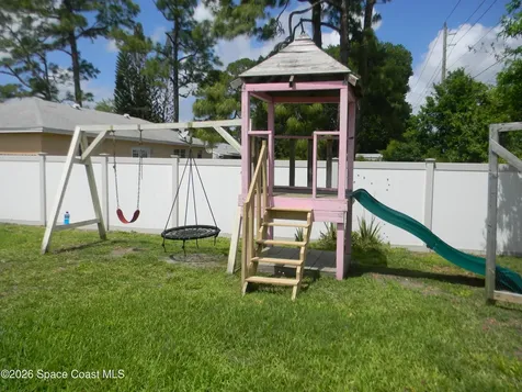 1619 Glencove Avenue NW Palm Bay FL 32907