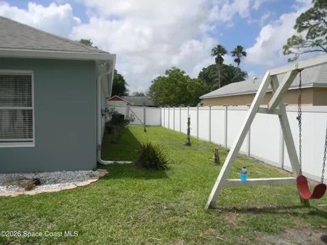 1619 Glencove Avenue NW Palm Bay FL 32907