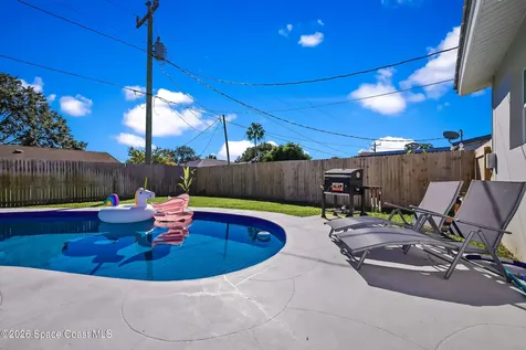 557 Ixora Drive Melbourne FL 32935