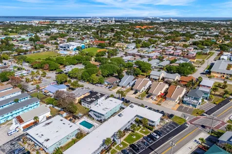 425 Harrison Avenue Cape Canaveral FL 32920