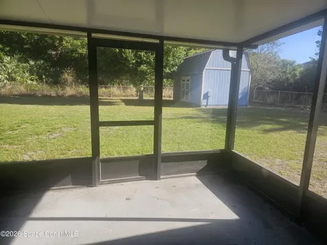 565 Elizabeth Street SE Palm Bay FL 32909