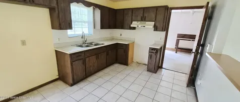 565 Elizabeth Street SE Palm Bay FL 32909