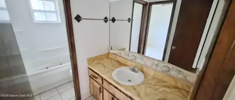 565 Elizabeth Street SE Palm Bay FL 32909