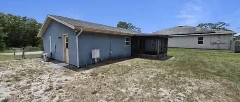 565 Elizabeth Street SE Palm Bay FL 32909