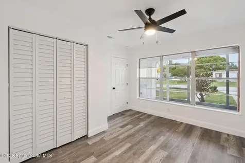 1157 Hampshire Avenue Deltona FL 32725