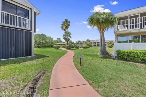 3209 S Lakeview Circle Fort Pierce FL 34949