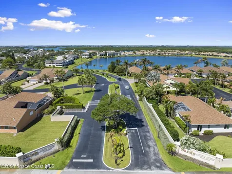3209 S Lakeview Circle Fort Pierce FL 34949