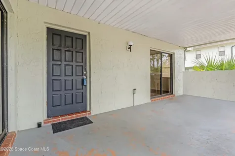 1928 Dipol Courtway Titusville FL 32780