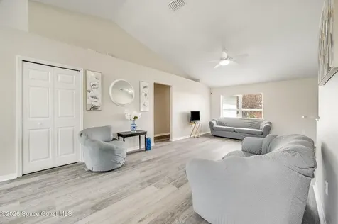 1593 Eagle Avenue NW Palm Bay FL 32907
