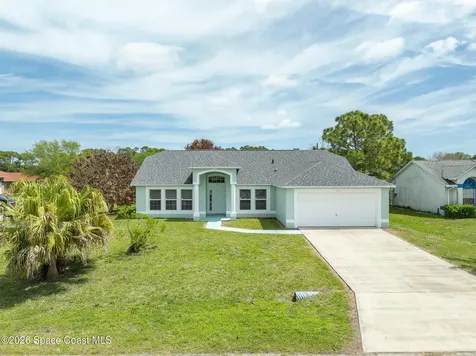 1593 Eagle Avenue NW Palm Bay FL 32907