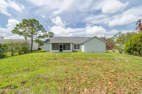 1593 Eagle Avenue NW Palm Bay FL 32907