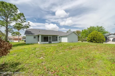 1593 Eagle Avenue NW Palm Bay FL 32907