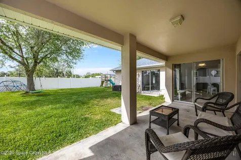 2425 Tuscarora Court Melbourne FL 32904