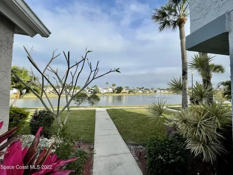 1425 Malibu Circle NE Palm Bay FL 32905