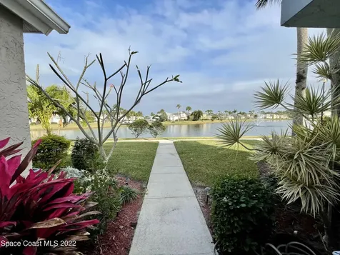 1425 Malibu Circle NE Palm Bay FL 32905