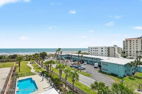 410 Hayes Avenue Cocoa Beach FL 32931