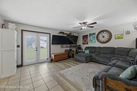4258 Arlington Avenue Mims FL 32754