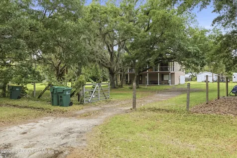 4258 Arlington Avenue Mims FL 32754