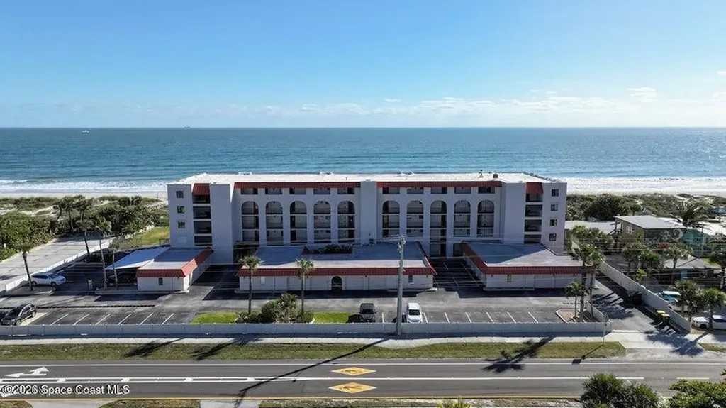 1305 S Atlantic Avenue Cocoa Beach FL 32931