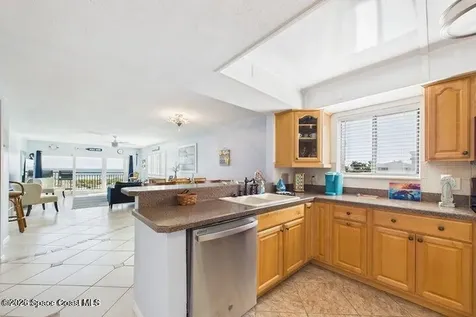 1305 S Atlantic Avenue Cocoa Beach FL 32931