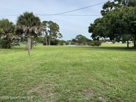 449 Del Monte Road Sebastian FL 32958