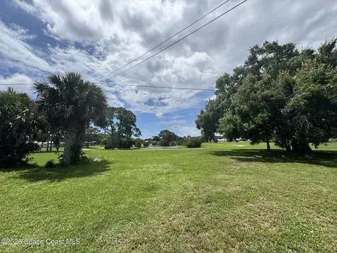 449 Del Monte Road Sebastian FL 32958