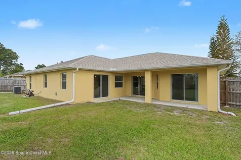 992 Coquina Street SE Palm Bay FL 32909