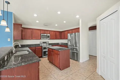992 Coquina Street SE Palm Bay FL 32909