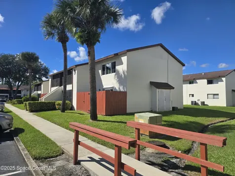 620 Ridge Club Drive Melbourne FL 32934