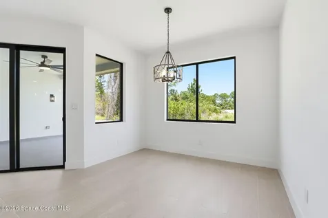889 Reading Street SE Palm Bay FL 32909
