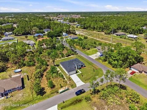 889 Reading Street SE Palm Bay FL 32909